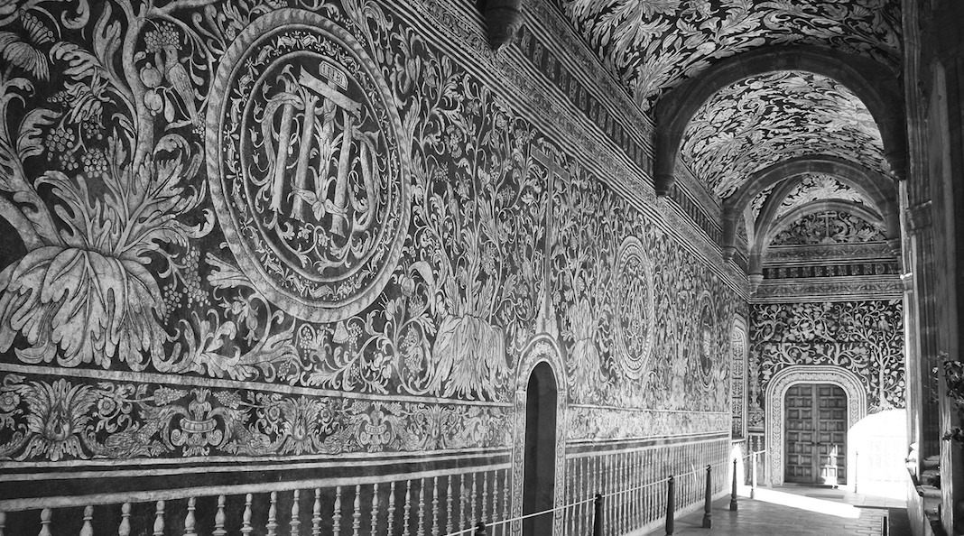 Conventos del siglo XVI en México. Arquitectura, fotografía y arte
