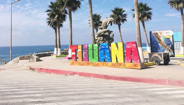 Tijuana cumple años