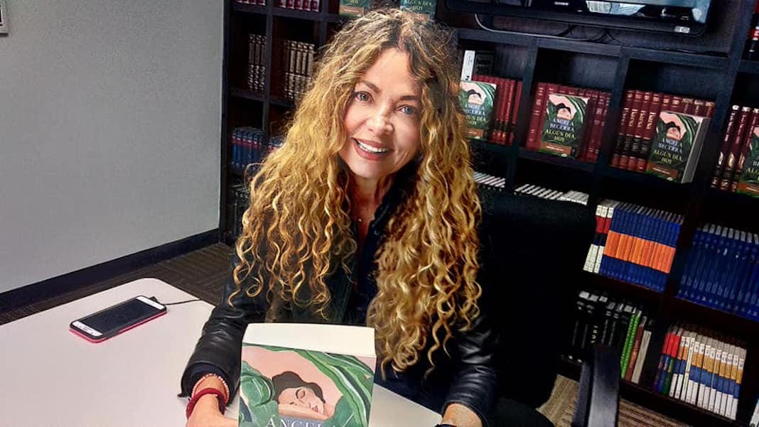 Ángela Becerra - Algún día, hoy