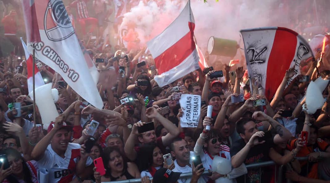 River - Gracias eternas