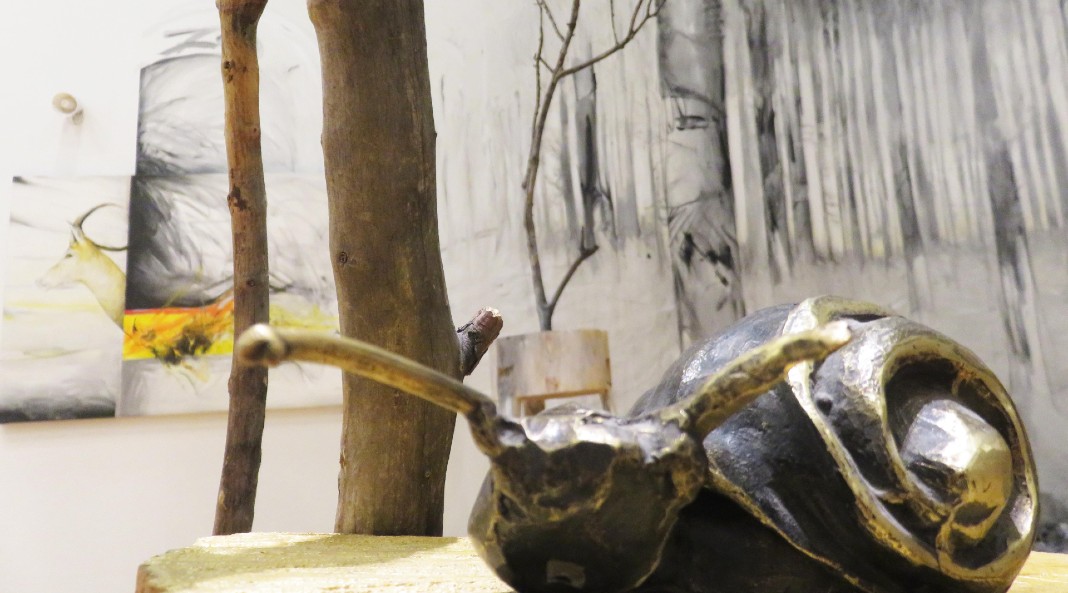 Arqueología urbana - Instalación madera y bronce