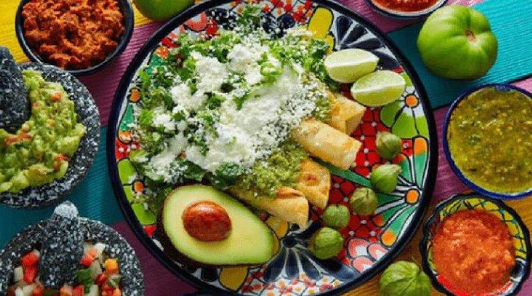 Cocinando en casa con el maíz y la milpa