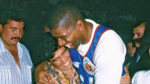 Diego Maradona y Magic Johnson