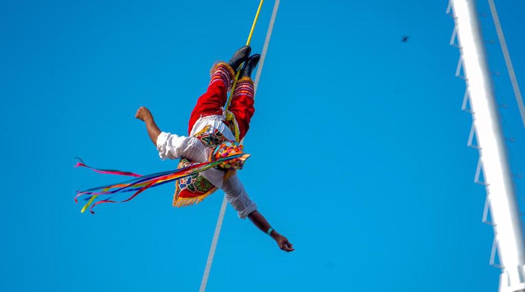 Los niños voladores de Papantla