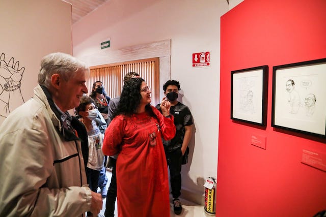 Travesuras de Helguera: Un Crítico de Los Pinos en Los Pinos