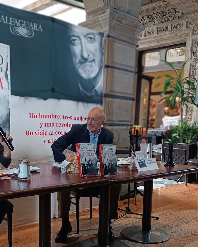 Arturo Pérez Reverte