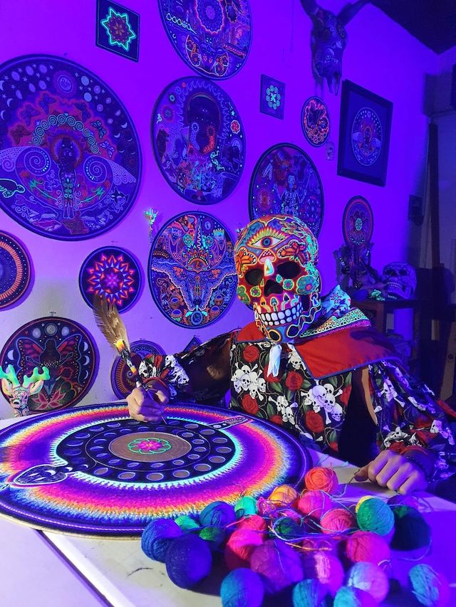 Tercera Bienal de Arte Huichol