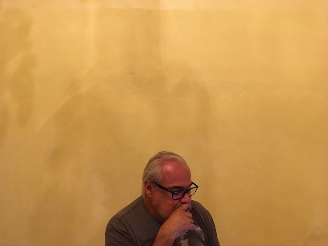 Dionisio sin maletas