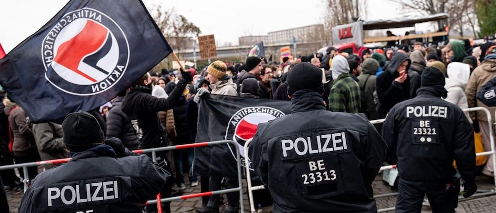 Marcha antifascista en Berlín